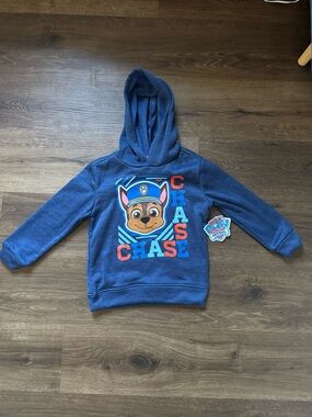 Paw Patrol Hoodie NEW WITH TAGS/ Chase shirt size 5T / small